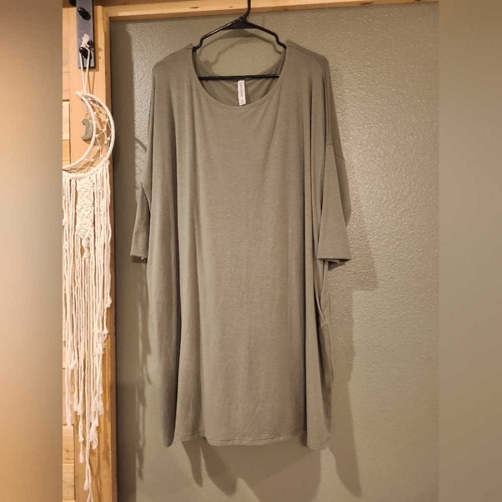Olive colored dress/tunic with pockets